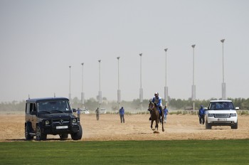 AL_Tayer_Motors_UAE_-_2014_Gamilati_Endurance_Race_(13057867264)Land Rover MENA