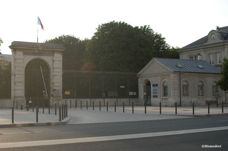 Enseignement vétérinaire : les écoles vétérinaires d’Alfort et de Toulouse intègrent le classement de Shanghaï des meilleures mondiales Enseignement vétérinaire : les écoles vétérinaires d’Alfort et de Toulouse intègrent le classement de Shanghaï des meilleures mondiales
